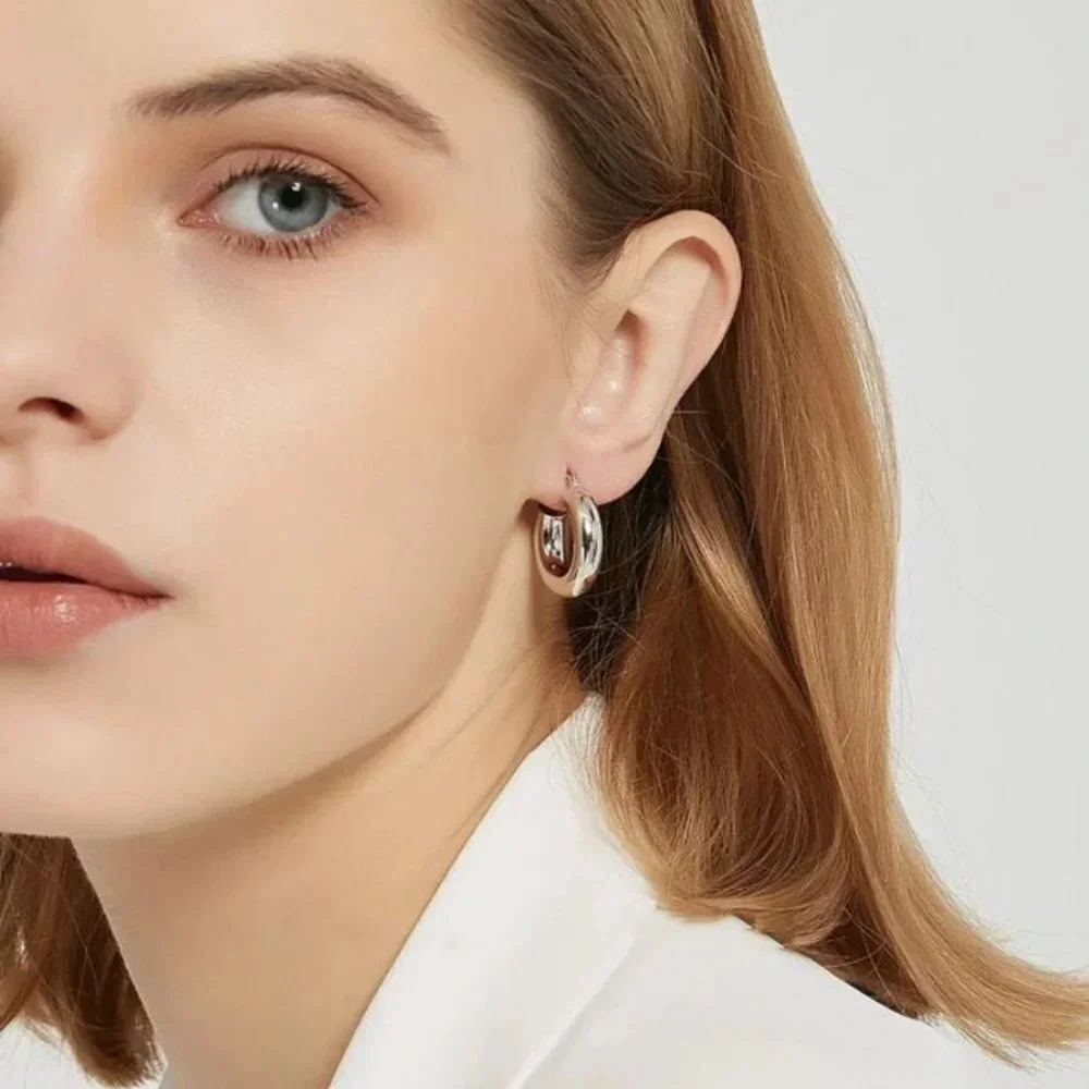Sterling Silver Minimalist Small Hoop Earrings